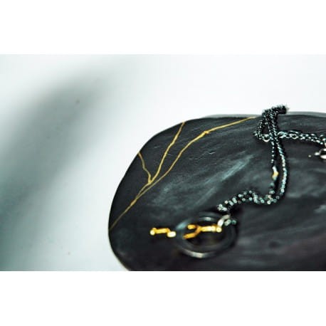 talerzyk-pod-bizuterie-zlota-nic-czarny (2).jpg